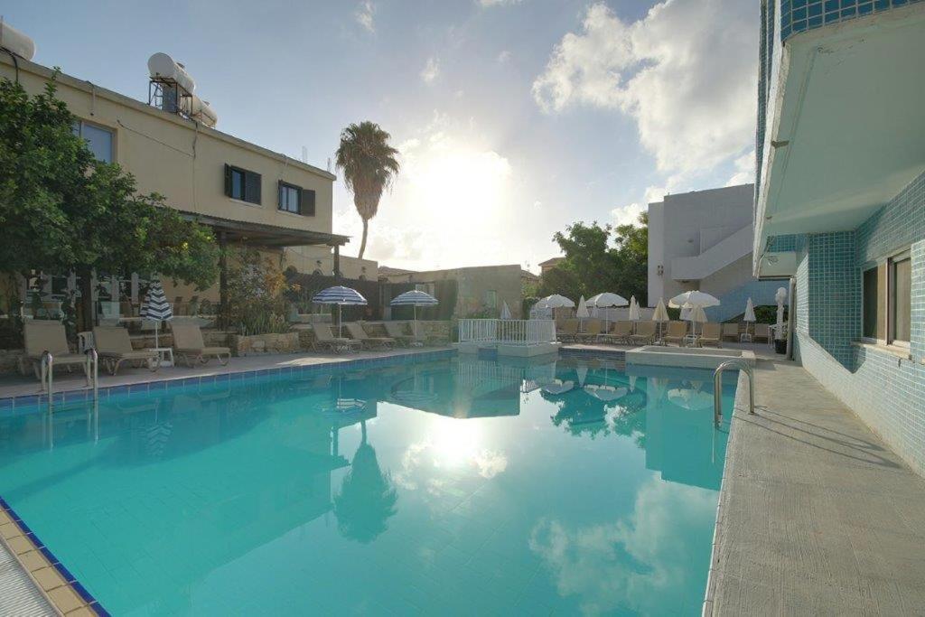 Nereus 3* Pafos